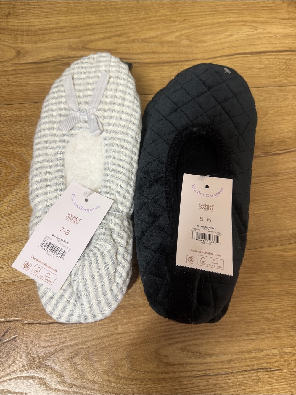 Aerie Quilted Slippers in Black & White US 5-6 NWT